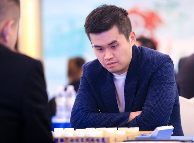 操纵等级分, 金额共计