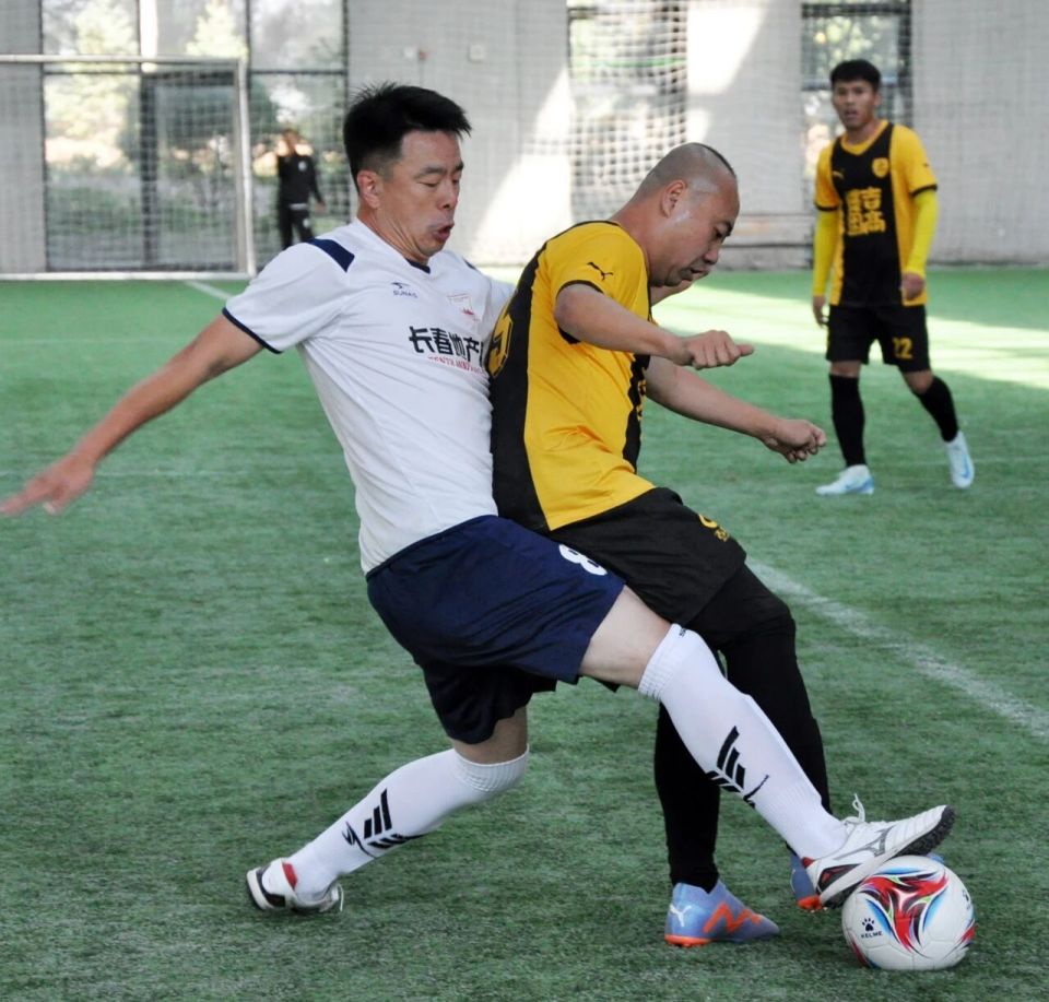 足球俱乐部, AA 足球俱乐部, AA