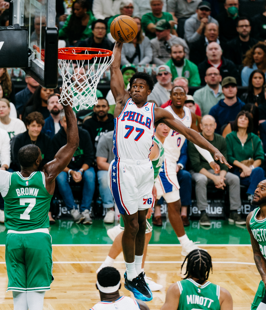 恩比德首节, 秒费城手握, 超越詹姆斯