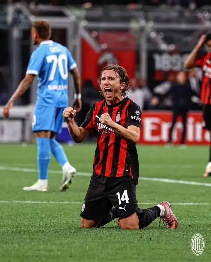 现在米兰正, 到无缝衔接, yid 现在米兰正, 到无缝衔接, yid