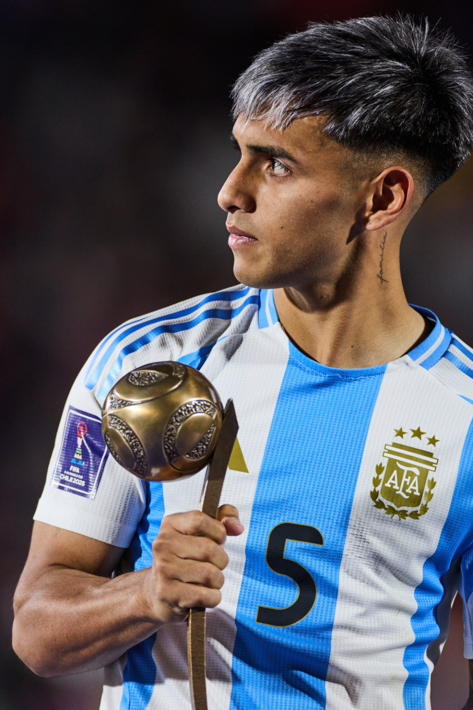 com, 新华社记者